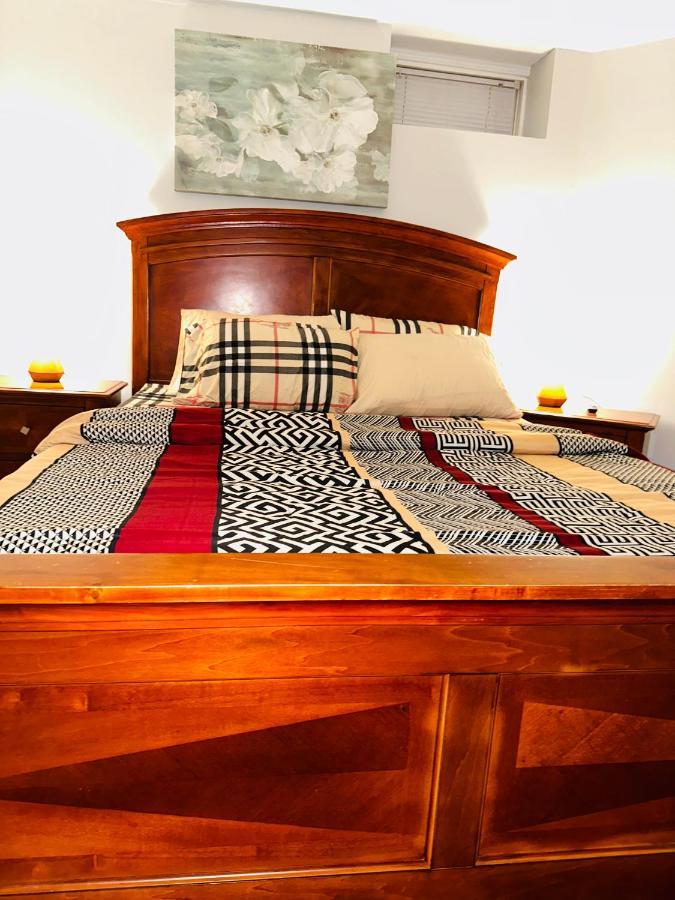 Deluxe Double Room- Hazel Stays มิสซิสซอกา ภายนอก รูปภาพ